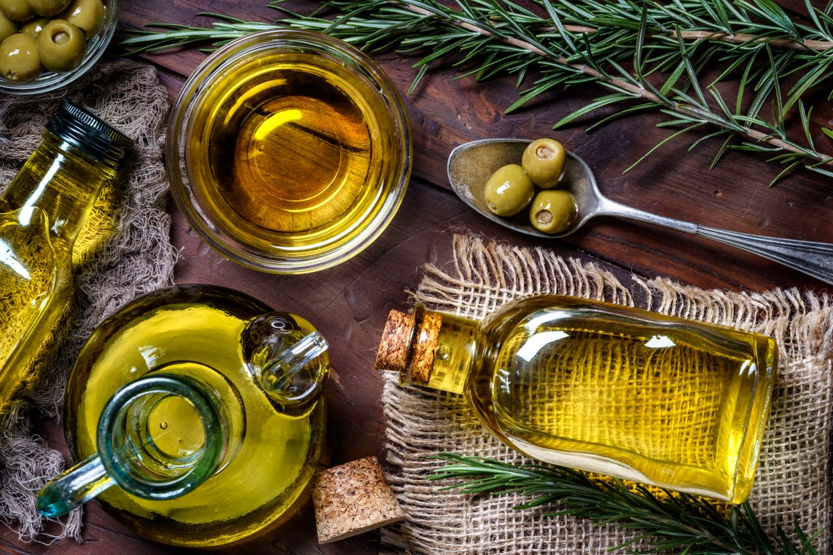 Experts say the habit may offer some health benefits, but the quality of ingredients and overall lifestyle matter far more than any single wellness hack.
