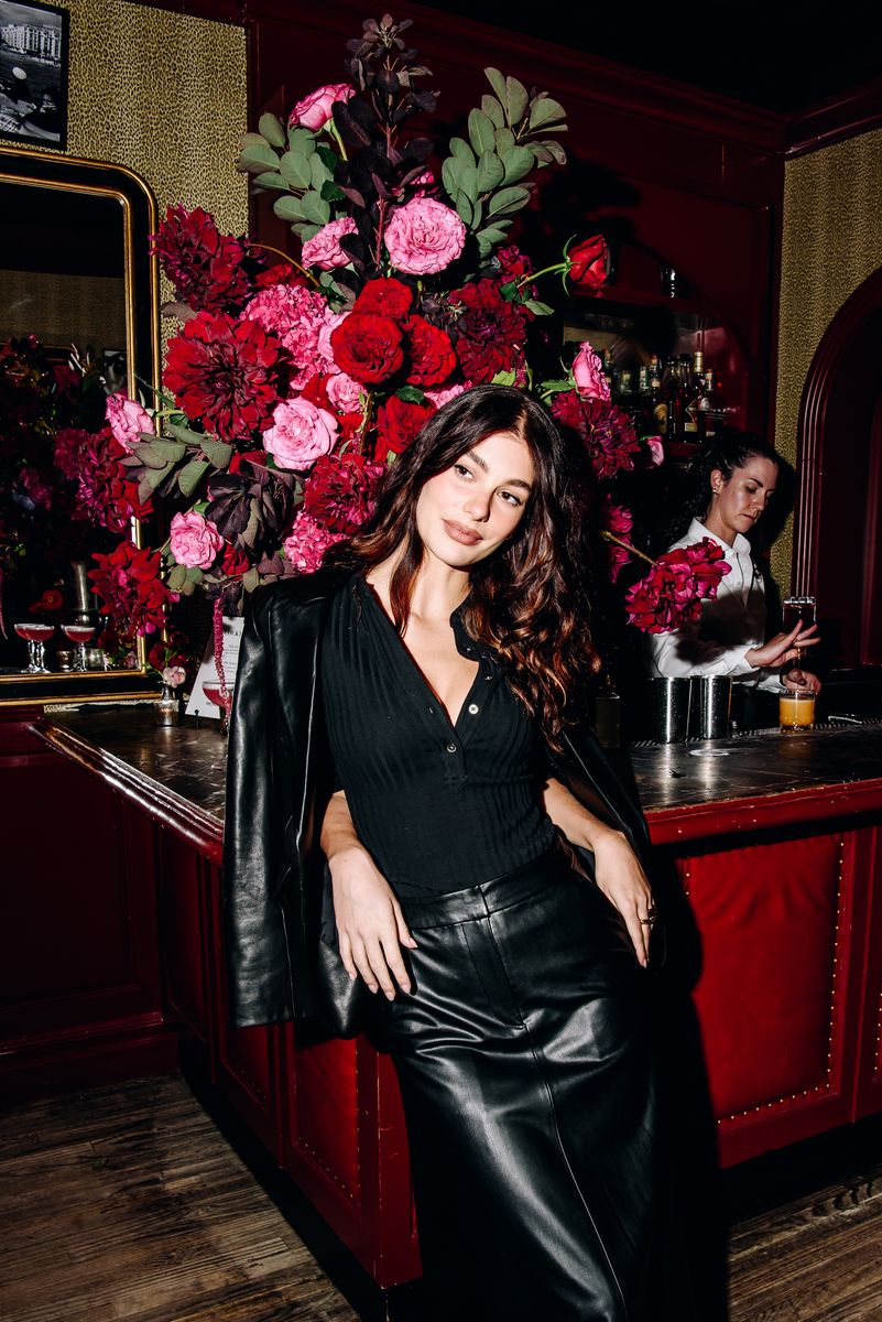 Camila Morrone shares sweet sunset kiss with Kaia Gerber in birthday tribute