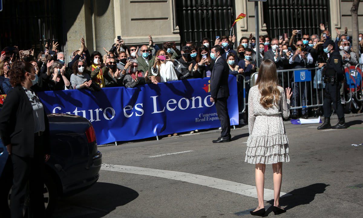 Well wishers gathered to see the future Queen on March 24