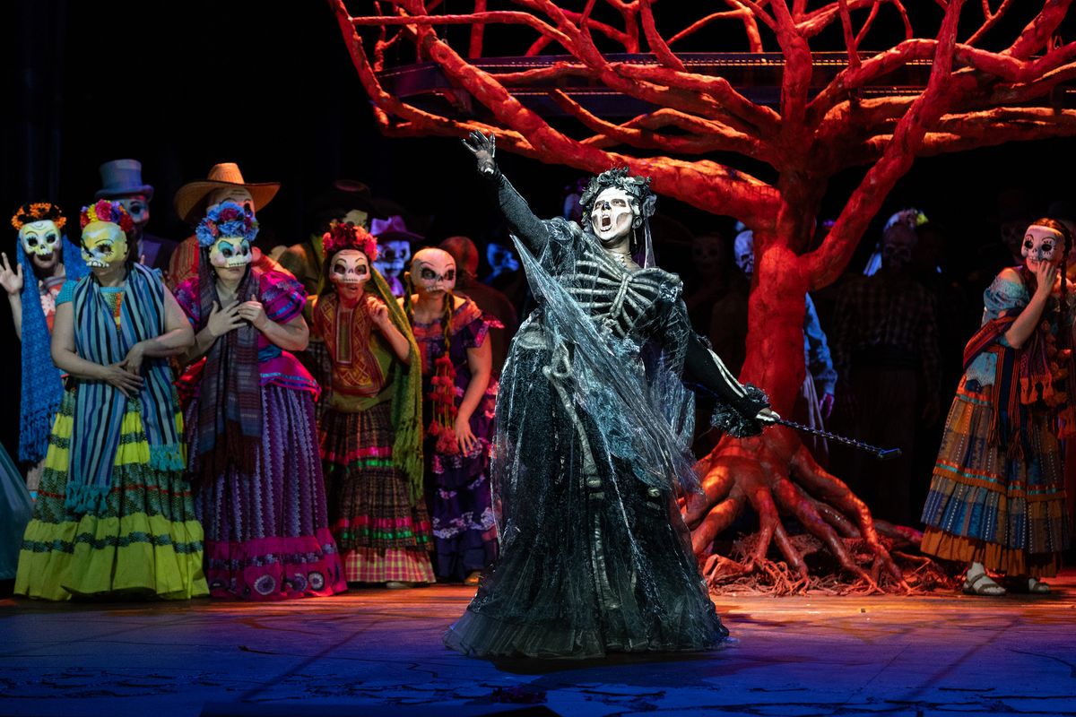 How Isabel Leonard and Gabriela Reyes reimagined Frida Kahlo’s life at the Met: “We are terrifying. We are nurturing.”