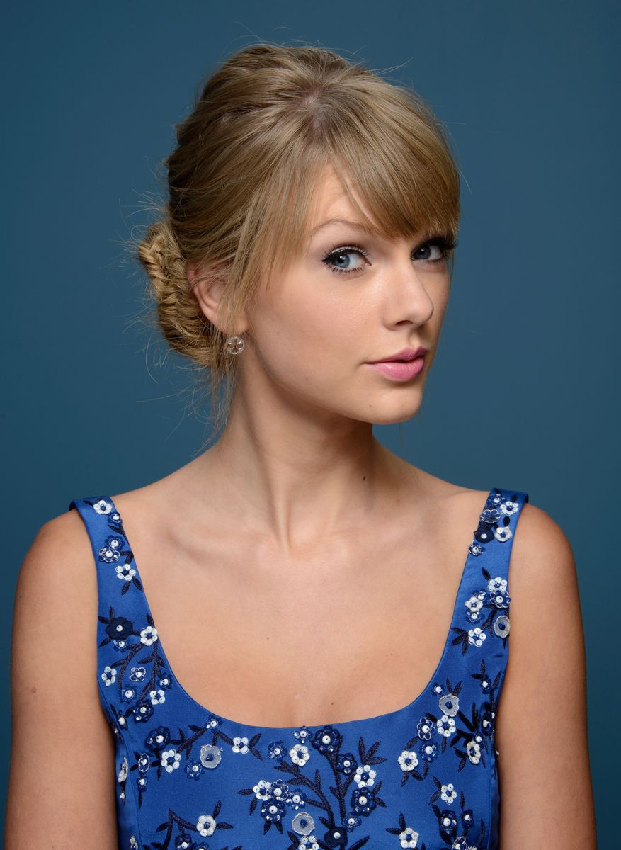 Taylor Swift’s new single “Patient Zero” explores escaping a toxic relationship, healing afterward, and helping another woman recognize the same warning signs.