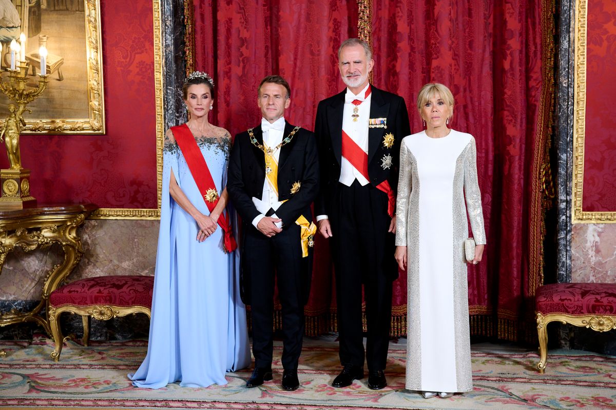 Queen Letizia, President Emmanuel Macron, King Felipe VI and First Lady Brigitte Macron at the Gala Dinner at the Royal Palace of Madrid