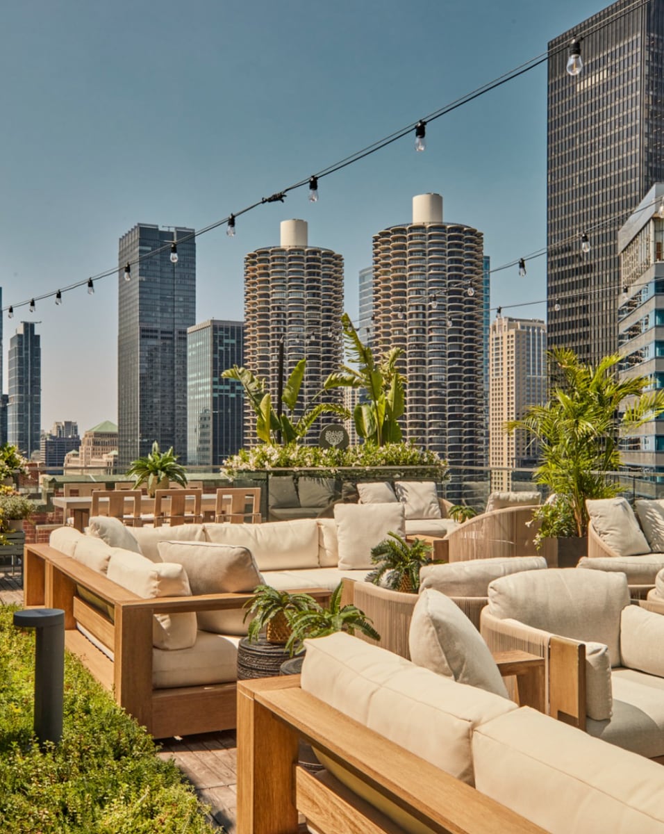  Chateau Carbide, the rooftop of The Pendry Chicago