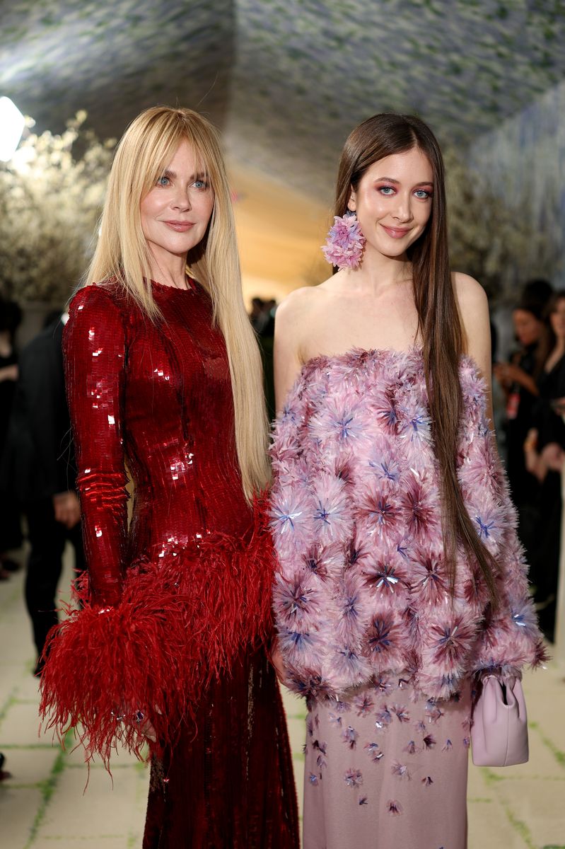 Nicole Kidman and Sunday Rose shared a special moment at the steps of the Met