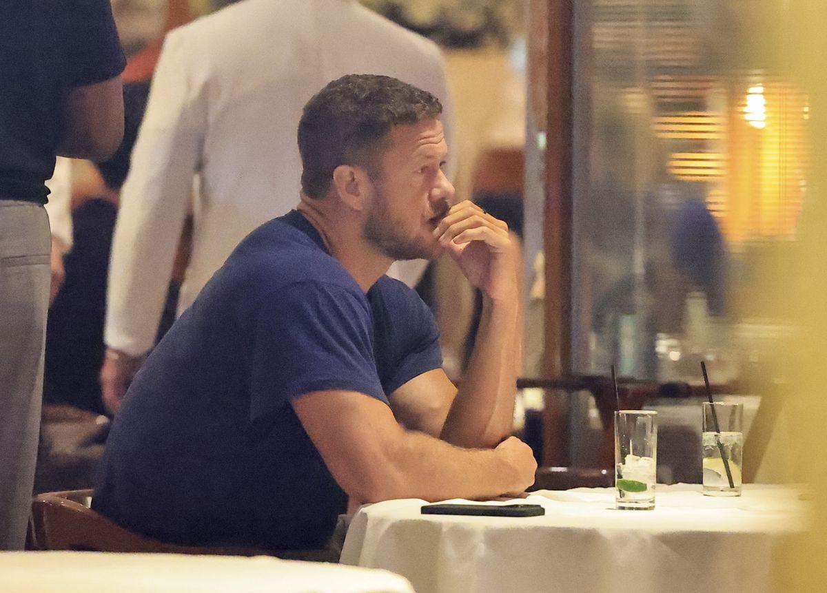 It was reported that Vergara and Reynolds later left through the restaurant’s back entrance at approximately 12:30 am with their group of friends.