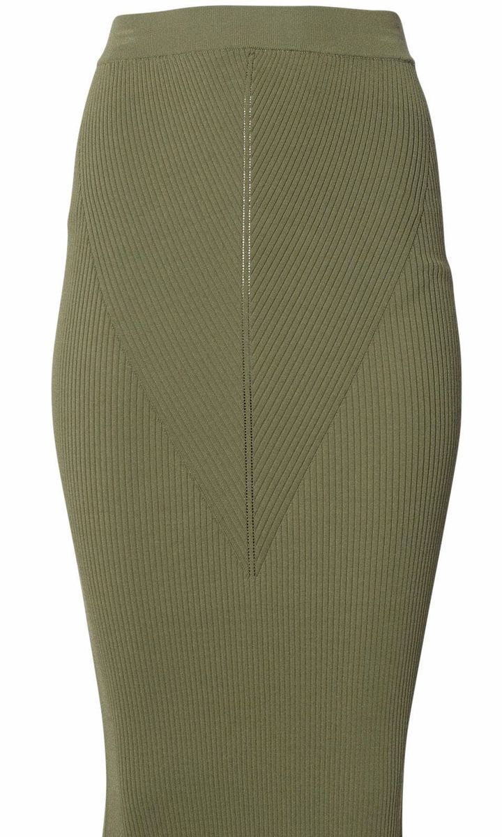 Eva Mendes clothing collection