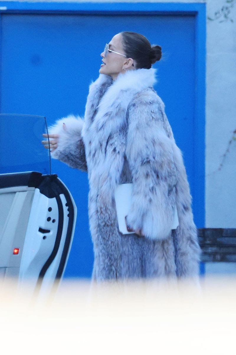 Jennifer Lopez showcased her signature glamour and style.