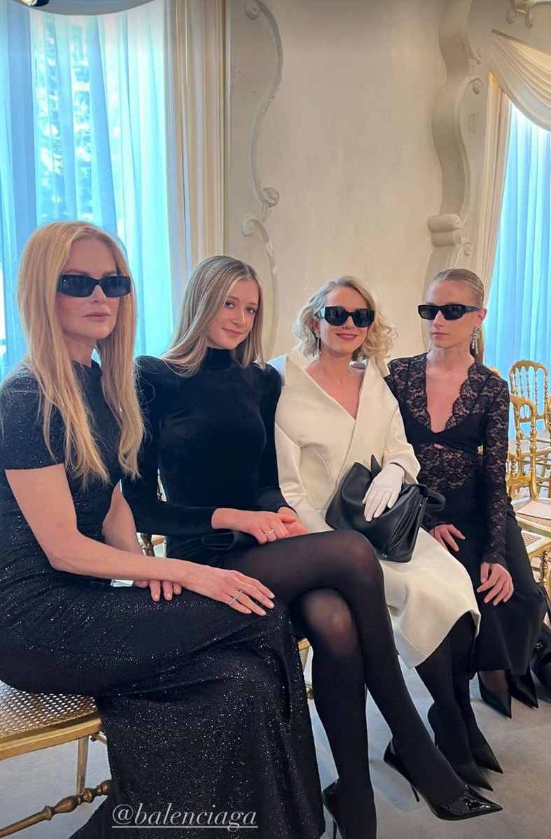 Naomi Watts and her daughter Kai Schreibern also attended the show