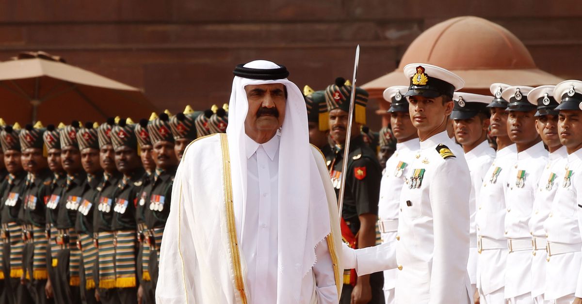 Former Qatari Emir Hamad bin Khalifa Al Thani Dies at 74, Husband of Sheikha Moza and Father of the Current Ruler