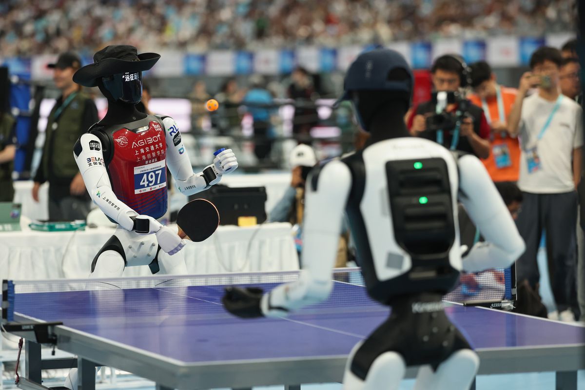 Humanoid robots competes in the table tennis