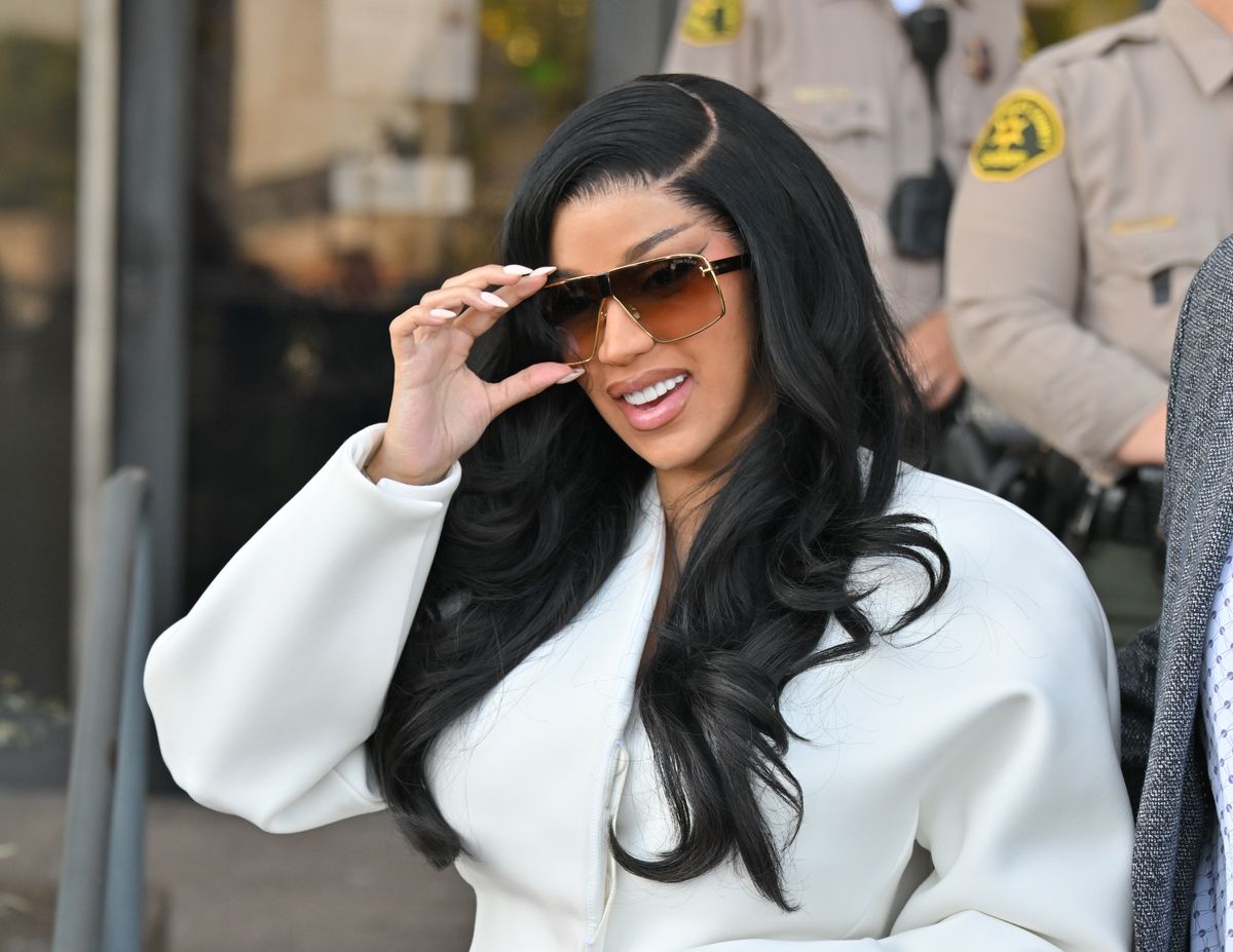 Cardi’s deadpan but hilarious reply landed like a punchline.