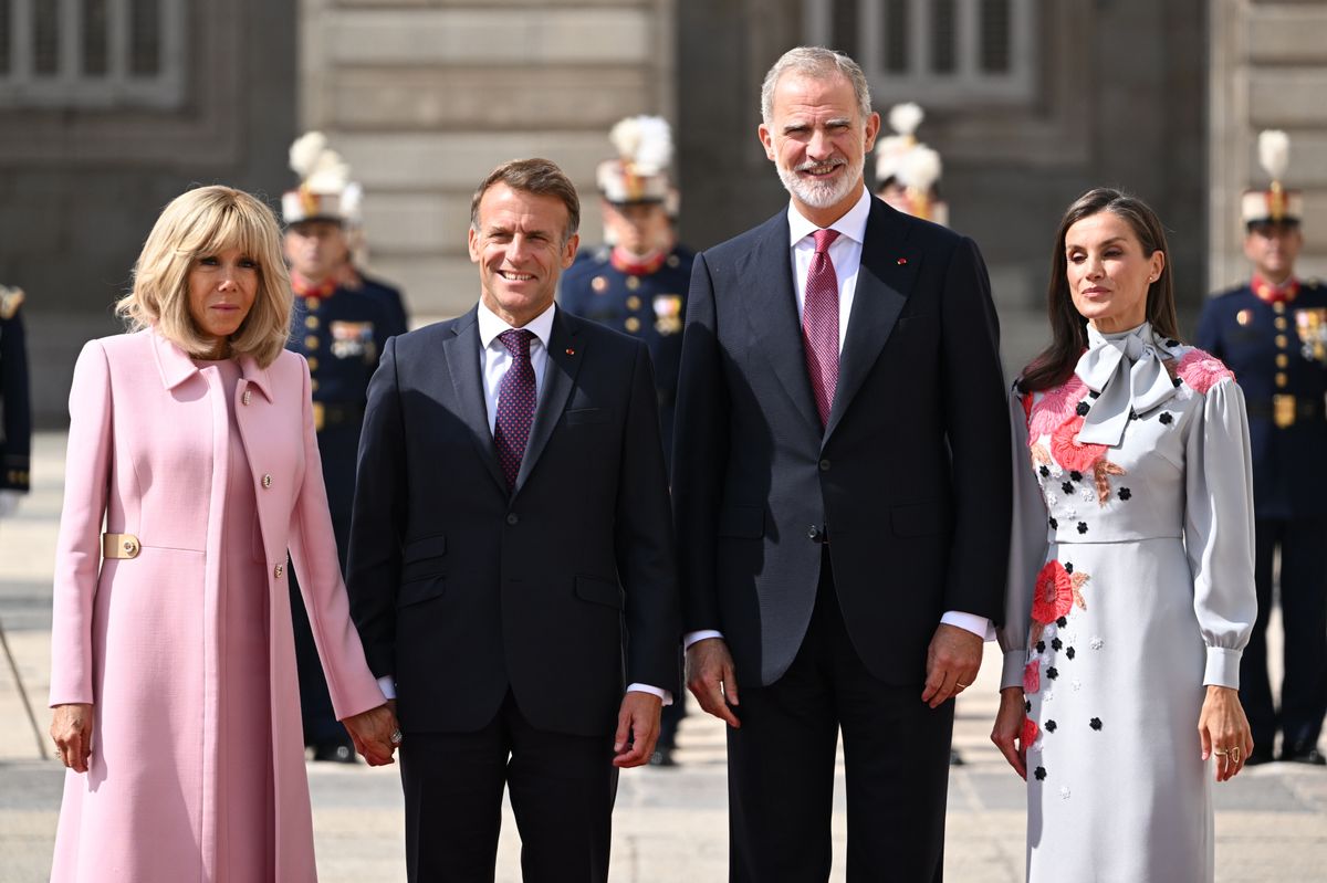 First Lady Brigitte Macron and French President Emmanuel Macron alongside King Felipe VI & Queen Letizia of Spain at an Official Reception at the Royal Palace of Madrid