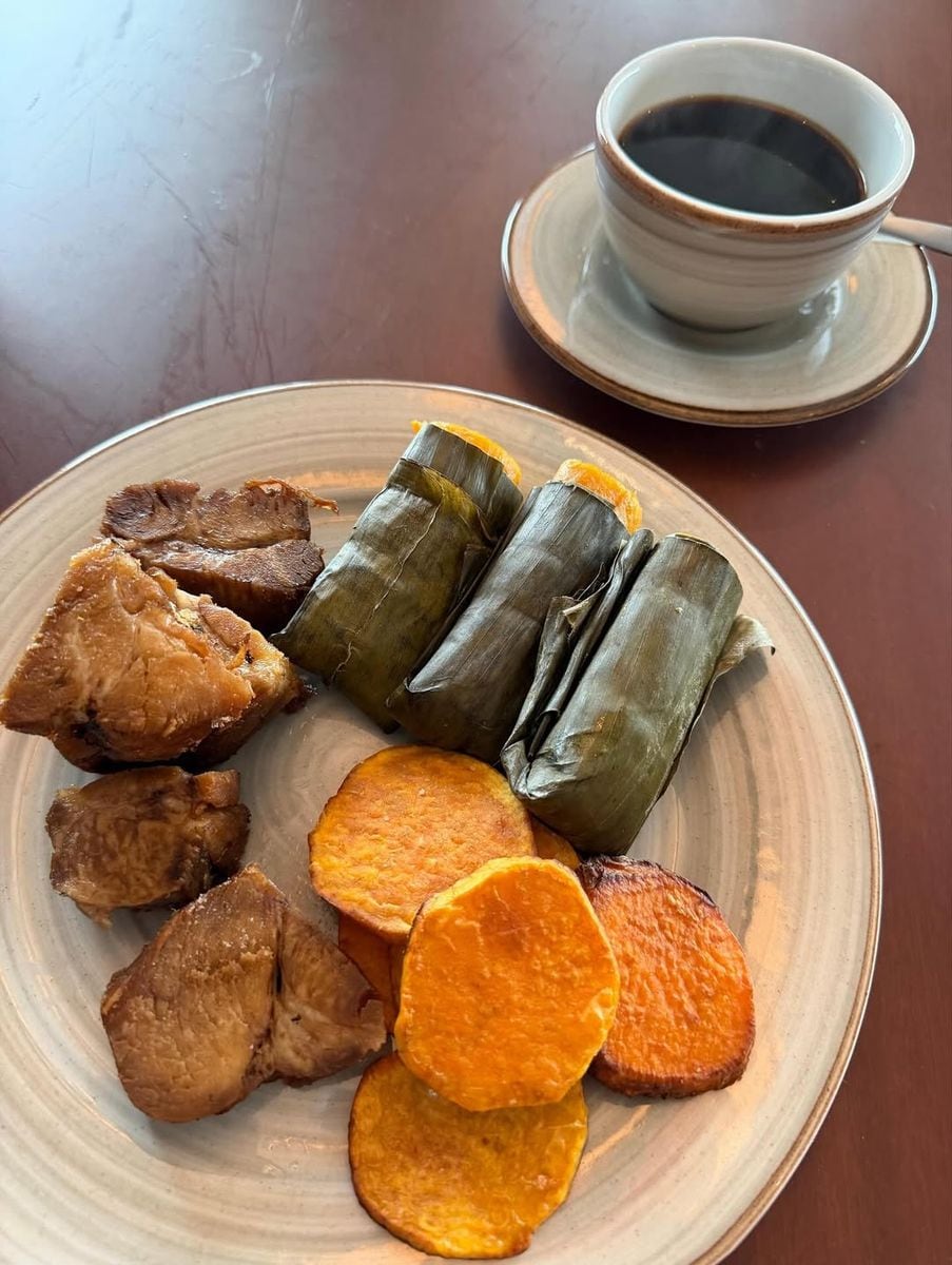 Shakira's breakfast was made up of some coffee, chicharron, and more