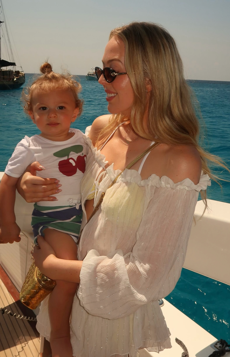 Tiffany Trump shared a sweet moment with her one-year-old son, Alexander, during the family’s sun-soaked Mediterranean getaway.
