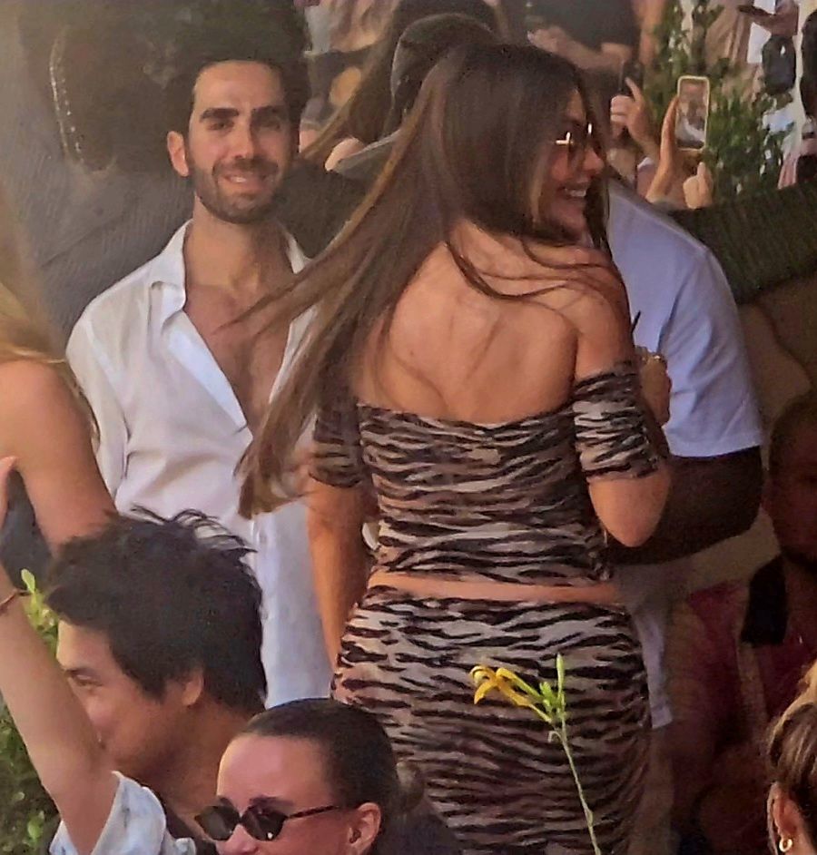 Since finalizing her divorce from Joe Manganiello in early 2024, Sofía Vergara has embraced a glamorous new chapter filled with travel, high-profile events, and a busy social calendar. 