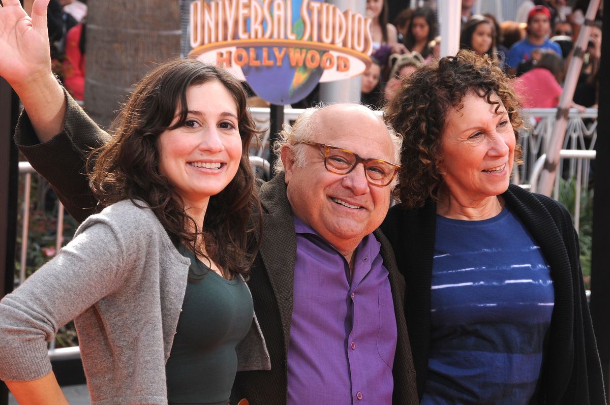 Danny DeVito, Rhea Perlman, and daughter Lucy DeVito