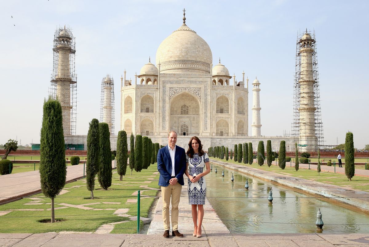 Prince William and Kate Middleton in front of the Taj Mahal in 2016 in Agra, India