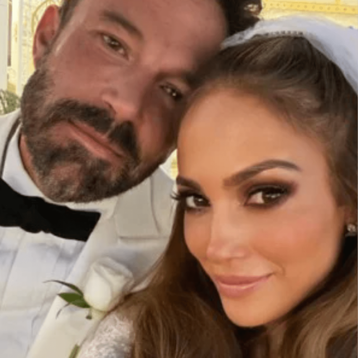 Jennifer Lopez and Ben Affleck get married in Las Vegas