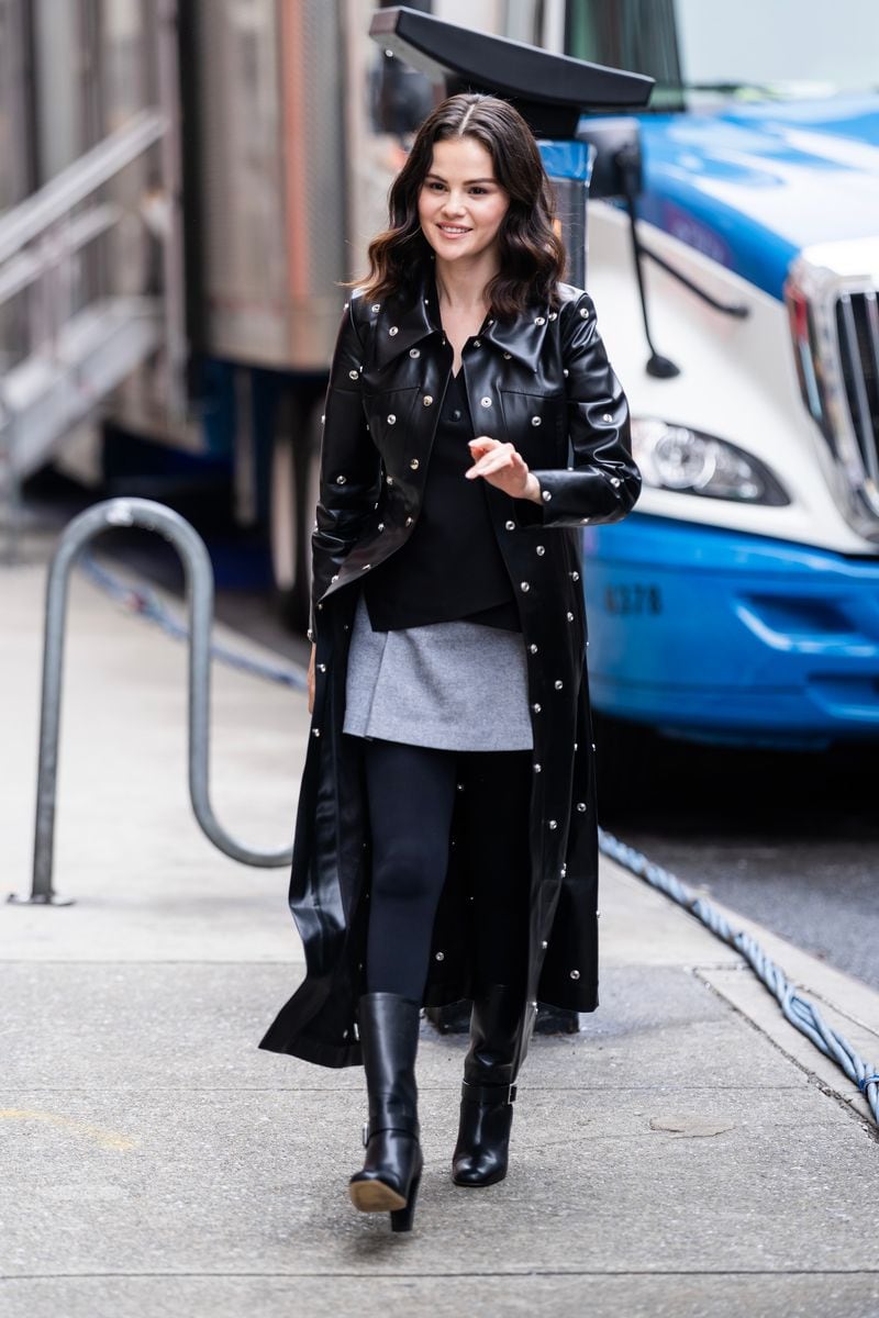  Selena Gomez is seen filming 'Only Murders in the Building' in the Upper West Side on June 09, 2025 