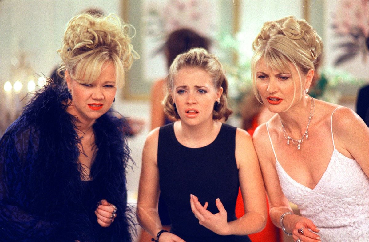 Caroline Rhea, Beth Broderick, and Melissa Joan Hart.