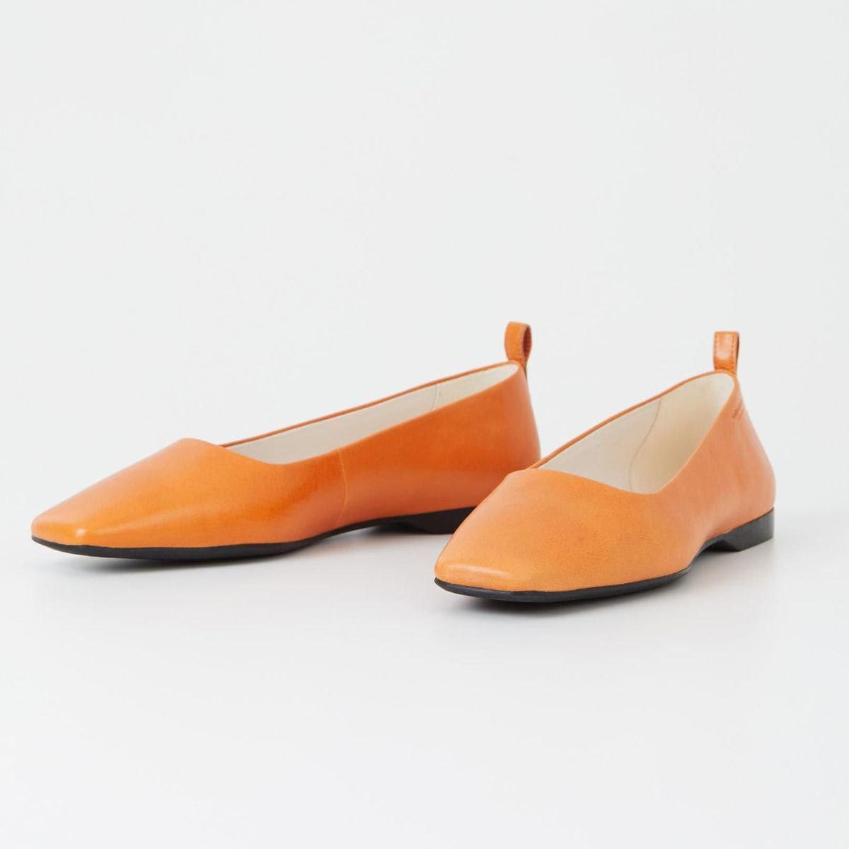 Delias flats