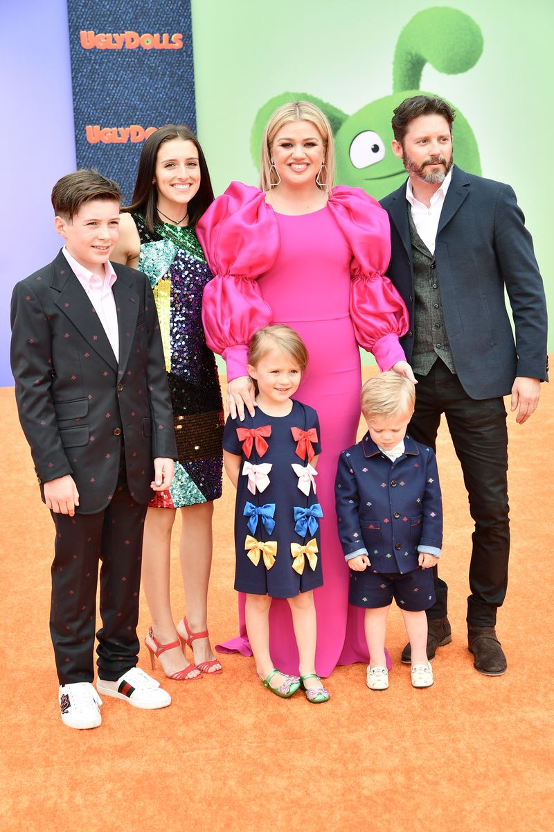 Seth Blackstock, Remington Alexander Blackstock, Savannah Blackstock, Kelly Clarkson, River Rose Blackstock, and Brandon Blackstock (Photo by Rob Latour/Variety/Penske Media via Getty Images)