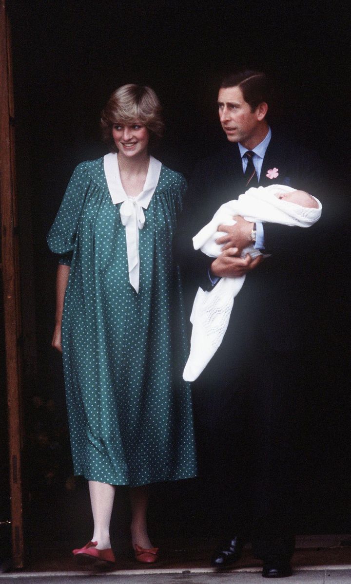 princess diana asleep in blue dress Diana at the Victoria and Albert Museum in London, November 4, 1981. She fell asleep at one point during the display of an exhibit, the following day it was announced she was