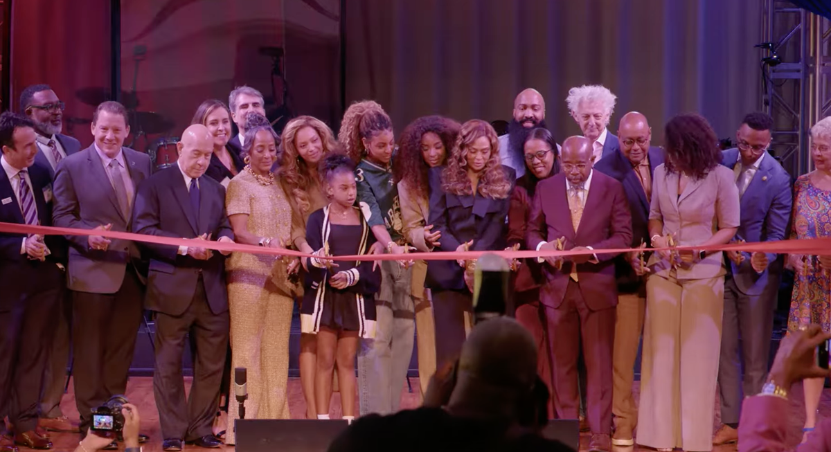 Beyoncé's mother, Tina Knowles, and longtime friend Kelly Rowland also attended, turning the event into a multigenerational family gathering.