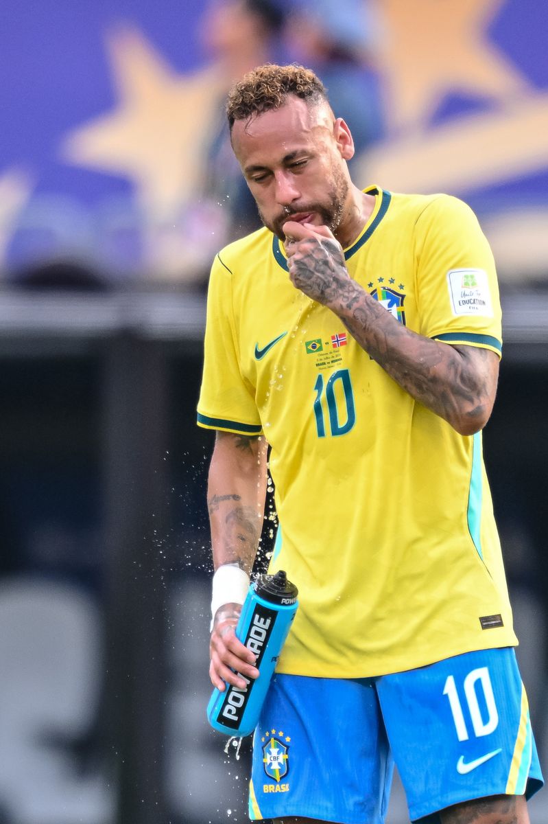 Neymar of Brazil looks dejected during the FIFA World Cup 2026 Round of 16 match between Brazil and Norway