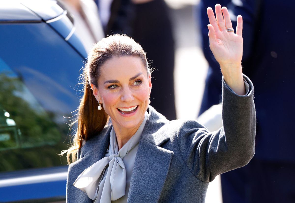 Kate Middleton's latest look is the ultimate fall inspiration, from her cozy sweater to her hair
