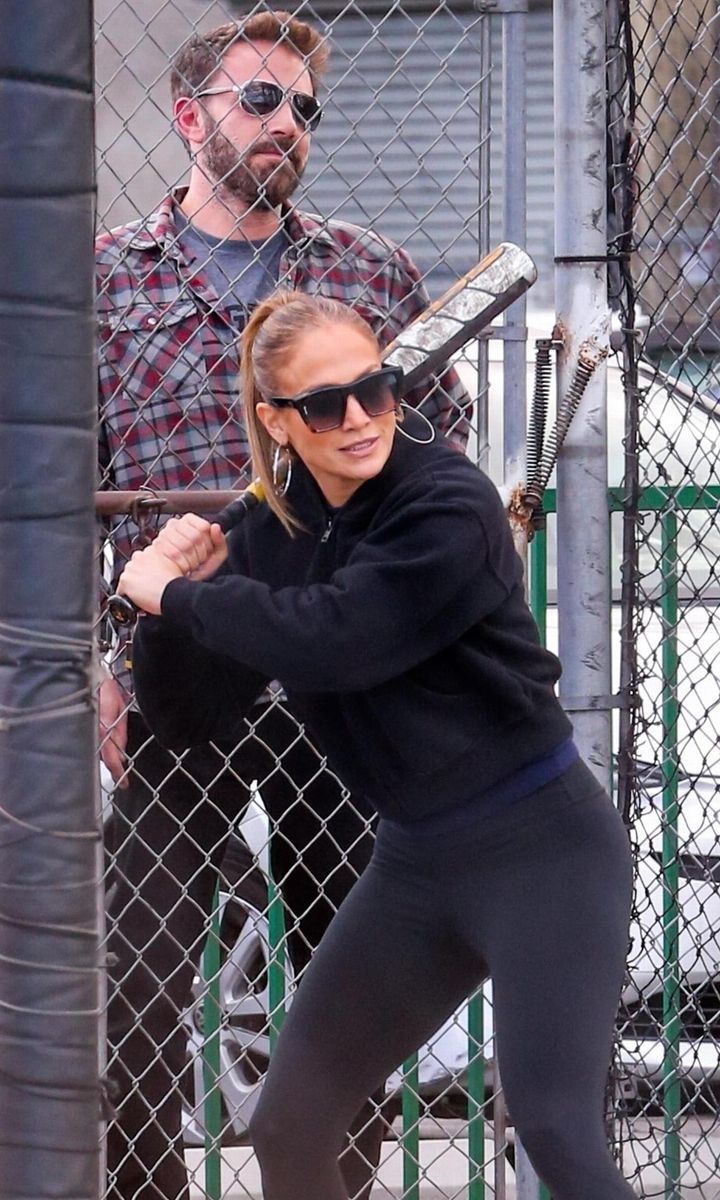 Jennifer Lopez and Ben Affleck take Emme to the batting cages