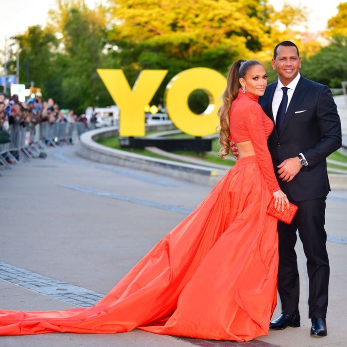 jennifer lopez alex rodriguez cfda