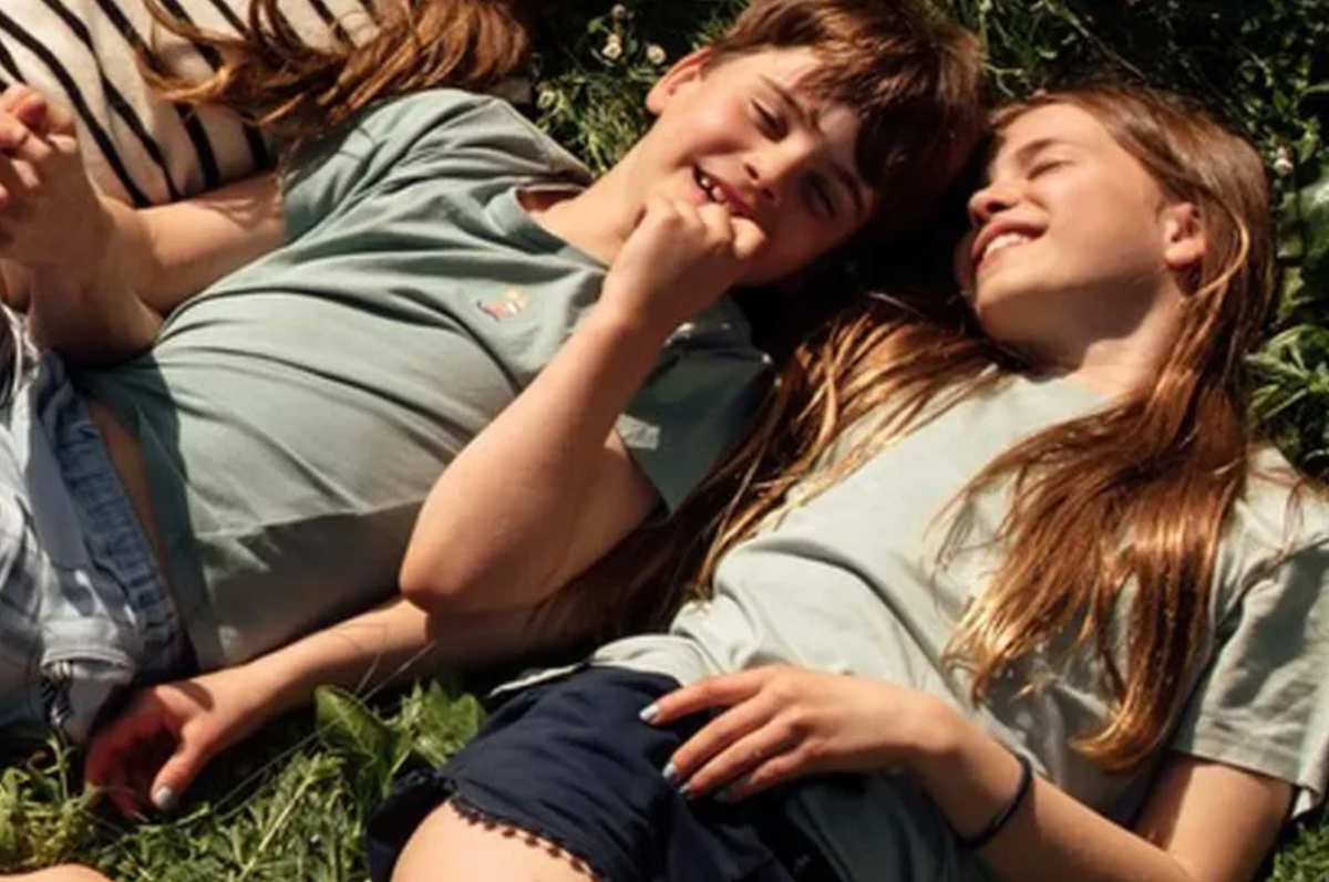 Princess Charlotte’s blue nails hint at a shifted royal beauty rule