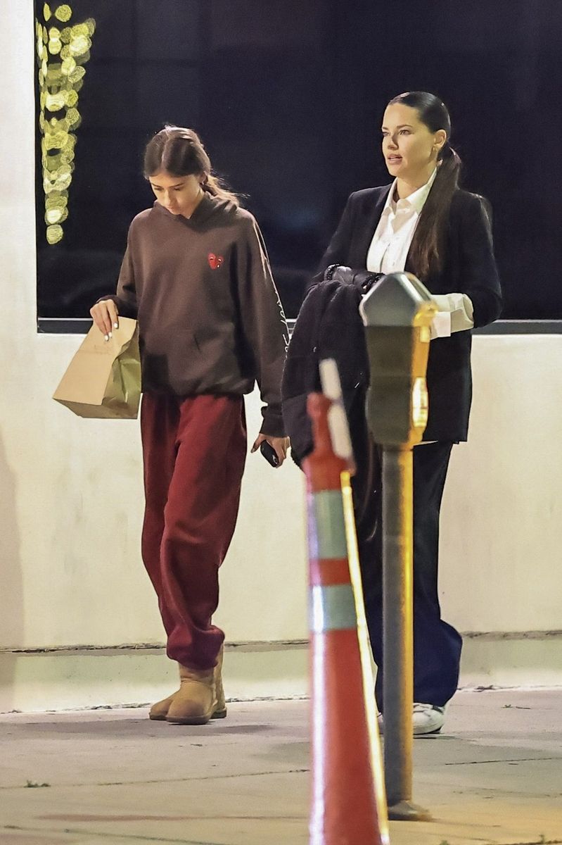 Adriana Lima had a family moment in Beverly Hills as she was spotted enjoying a late-night dinner at the iconic Matsuhisa restaurant alongside her daughter, Sienna Lima Jarić. 