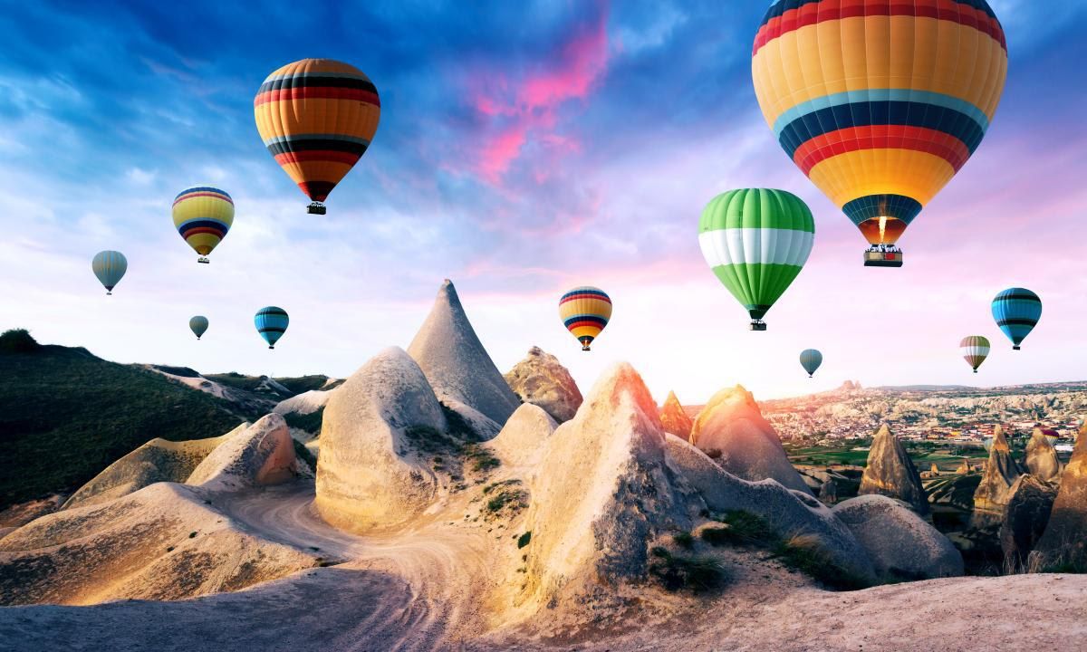 Romantic places to pop the question on Valentine's Day