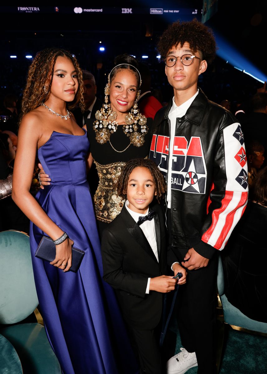 Blue Ivy Carter, and Alicia Keys with her sons Egypt Daoud and Genesis Ali at The 67th Annual Grammy Awards