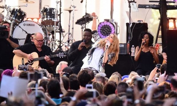 Celine had a special message for her fans.
Photo: Raymond Hall/GC Images