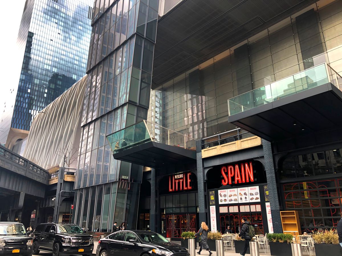 Exterior of Mercado Little Spain restaurant, Hudson Yards, Highline park, Manhattan, New York.