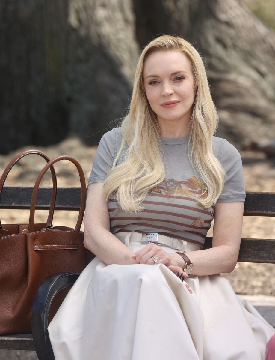 Lindsay looks amazing 