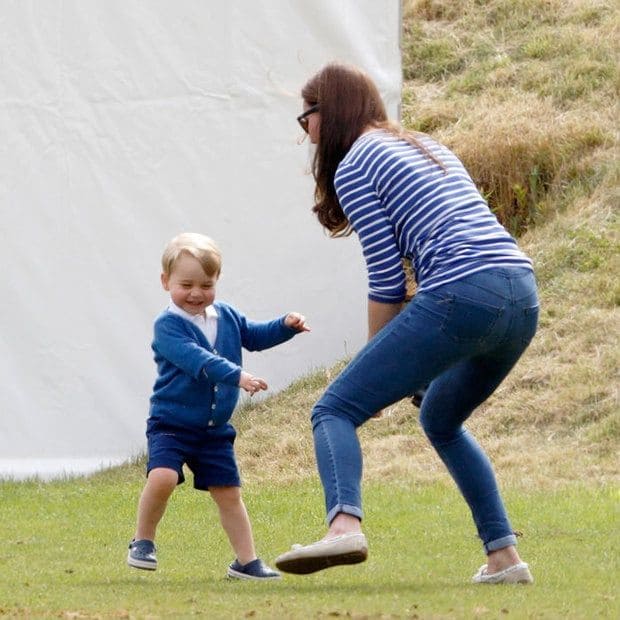 Comfy jeans are a go-to piece of the Duchess.
Photo: Max Mumby/Indigo/Getty Images
