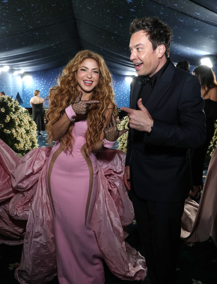 (L-R) Shakira and Jimmy Fallon attend the 2025 Met Gala Celebrating "Superfine: Tailoring Black Style" at Metropolitan Museum of Art on May 05, 2025 in New York City.  (Photo by Kevin Mazur/MG25/Getty Images for The Met Museum/Vogue)
