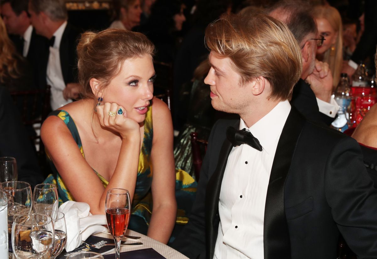 Alwyn and Swift met at the 2016 Met Gala, quietly embarking on a relationship. 