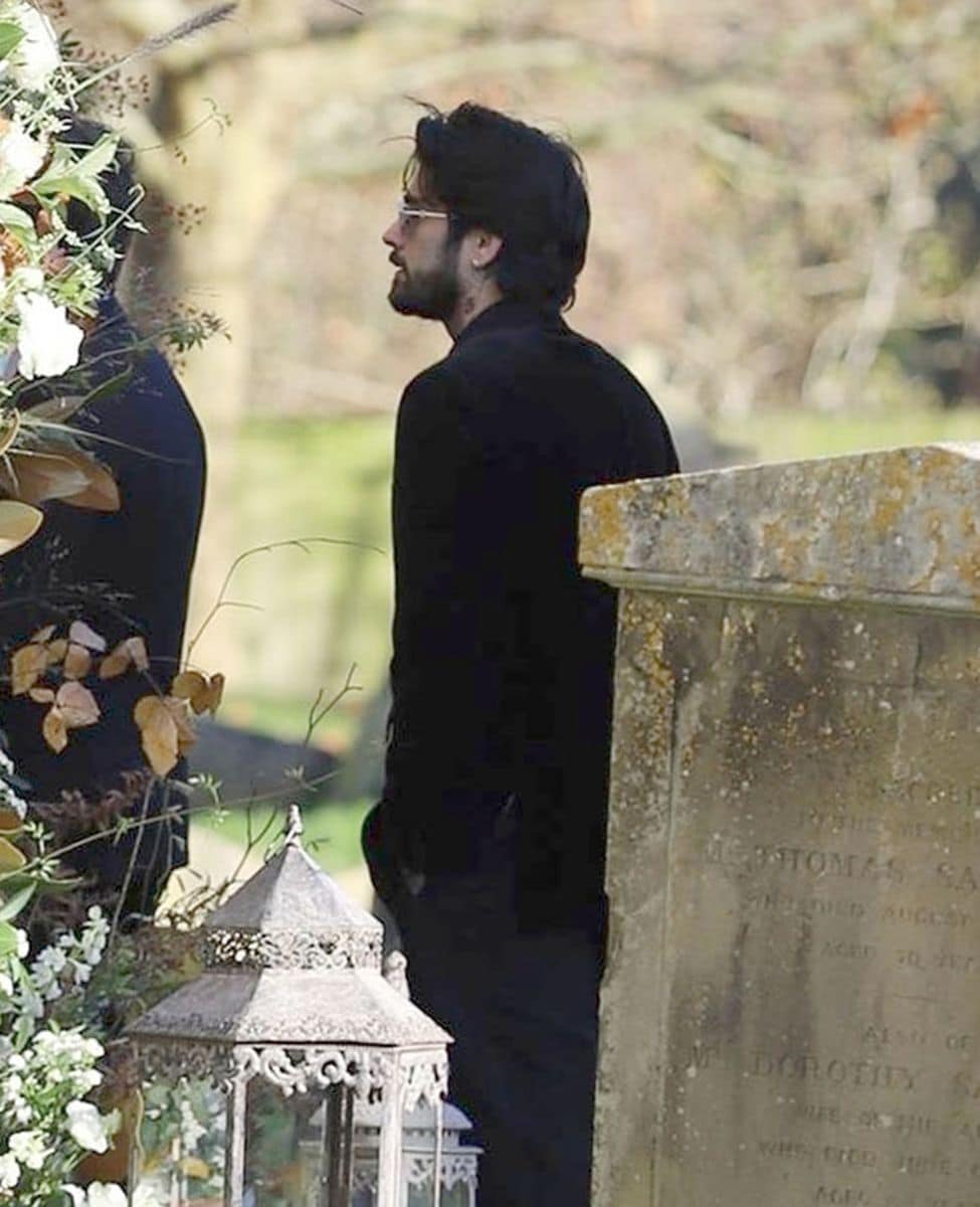  Zayn Malik attended the funeral of their former bandmate Liam Payne.