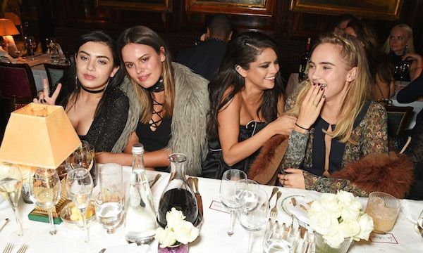 Selena with Charli XCX, Atlanta de Cadenet Taylor and Suki Waterhouse
Photo: Getty Images