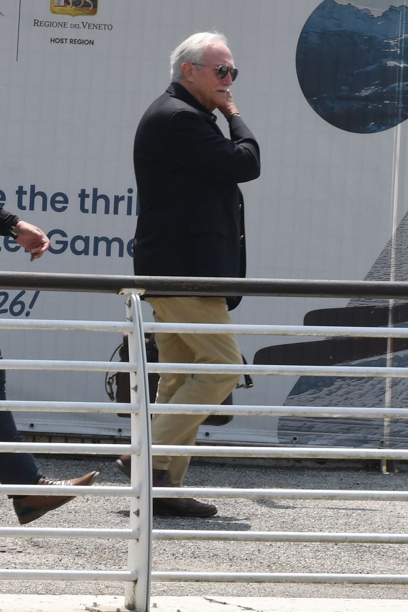 Miguel Bezos, the groom's father was among the first to arrive. 