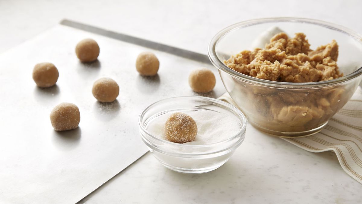 Pinch off tablespoon-sized bits and roll them into small, neat balls.