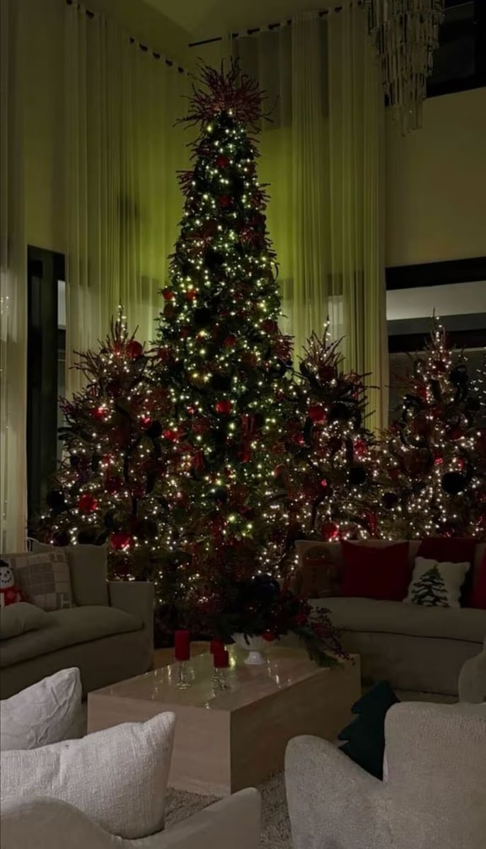 Ángela seems to be staying positive