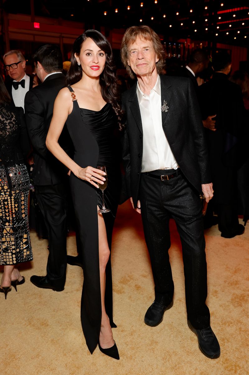 BEVERLY HILLS, CALIFORNIA - MARCH 02: EXCLUSIVE COVERAGE (L-R) Melanie Hamrick and Mick Jagger attend the 2025 Vanity Fair Oscar Party Hosted By Radhika Jones at Wallis Annenberg Center for the Performing Arts on March 02, 2025 in Beverly Hills, California. (Photo by Stefanie Keenan/VF25/WireImage for Vanity Fair)