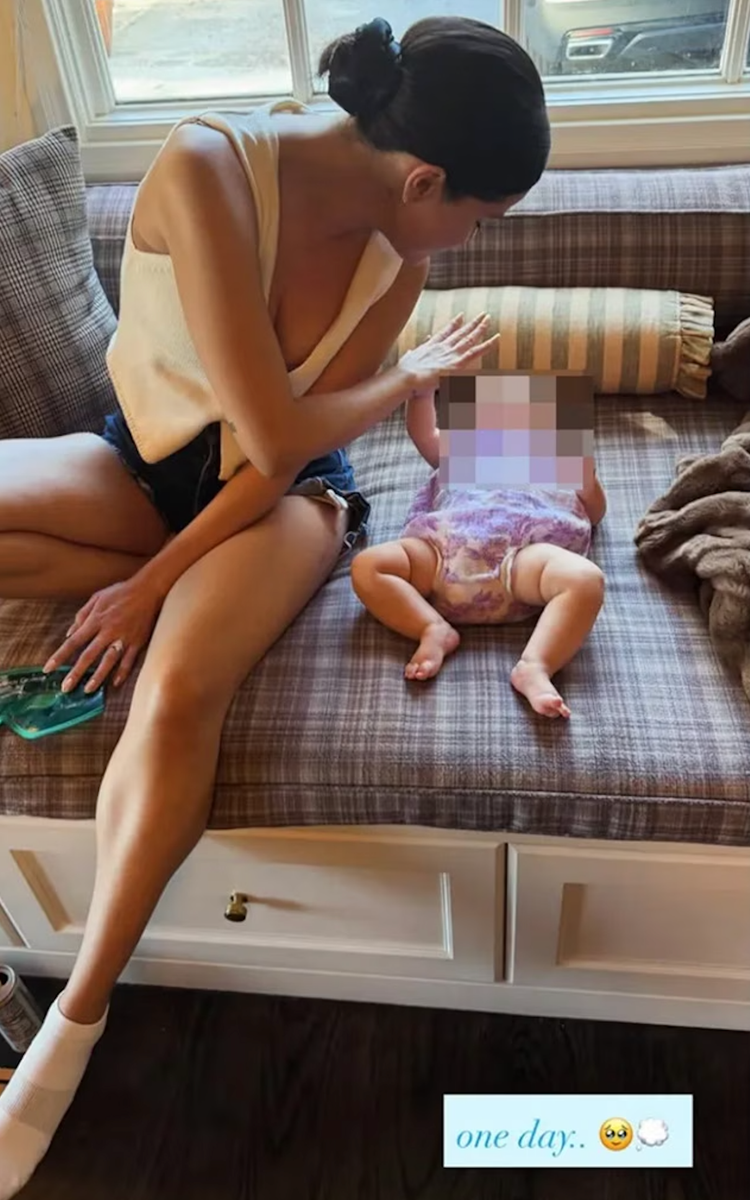 The blurry child left her inspired