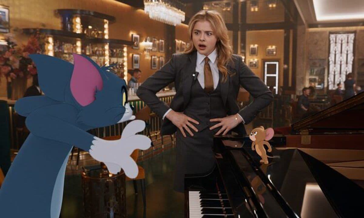 Still from Tom & Jerry with Chloë Grace Moretz
